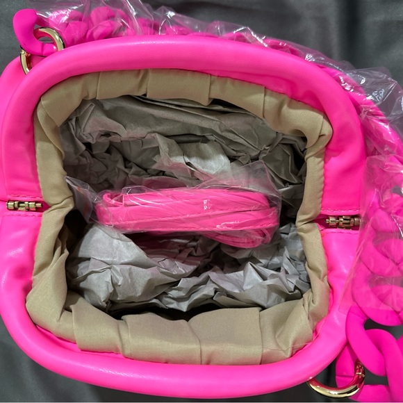 Neon Pink Faux Leather Crossbody Bag w/ Chain - NWT - Picture 6 of 11